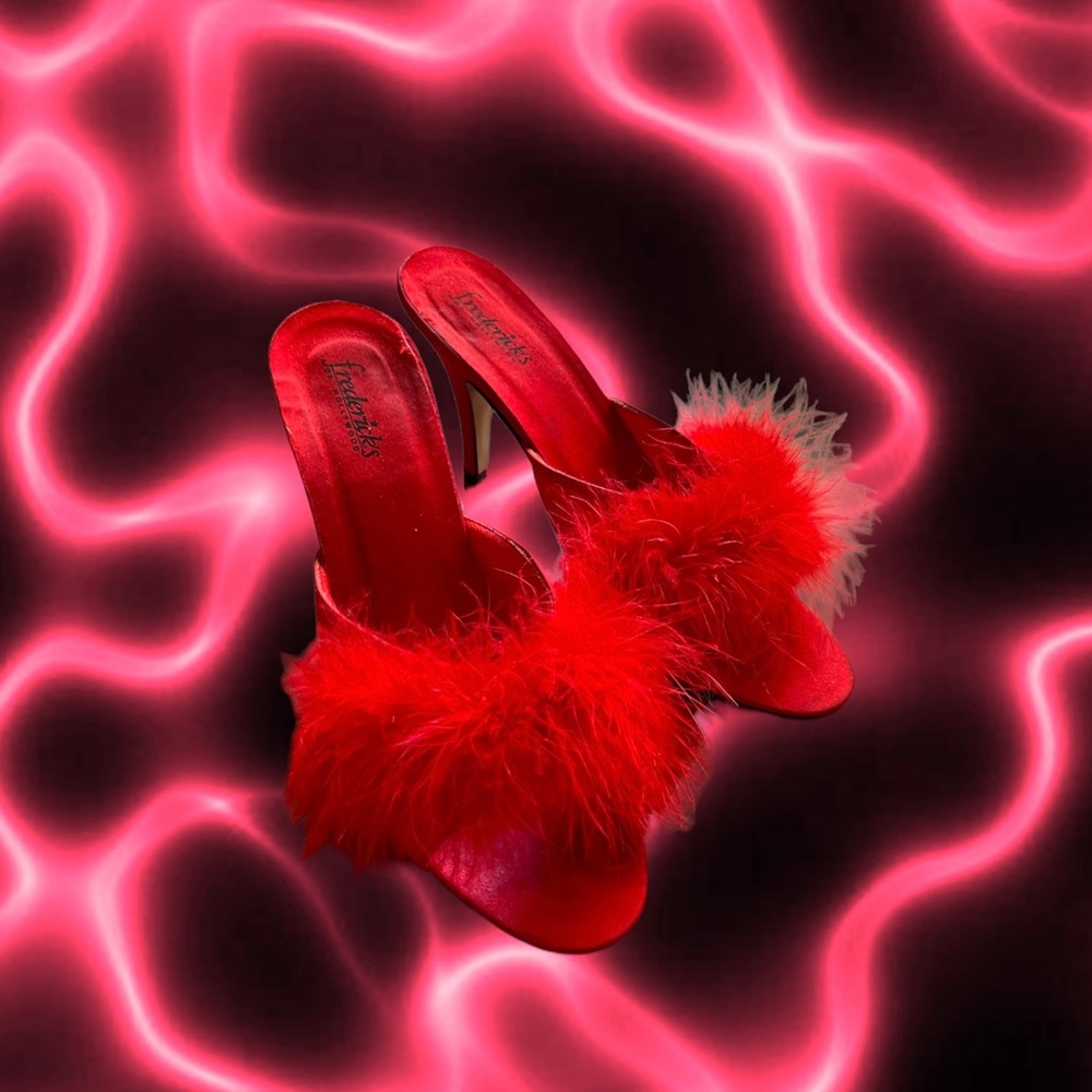 Y2k femme fatale red fluffy kitten heels
